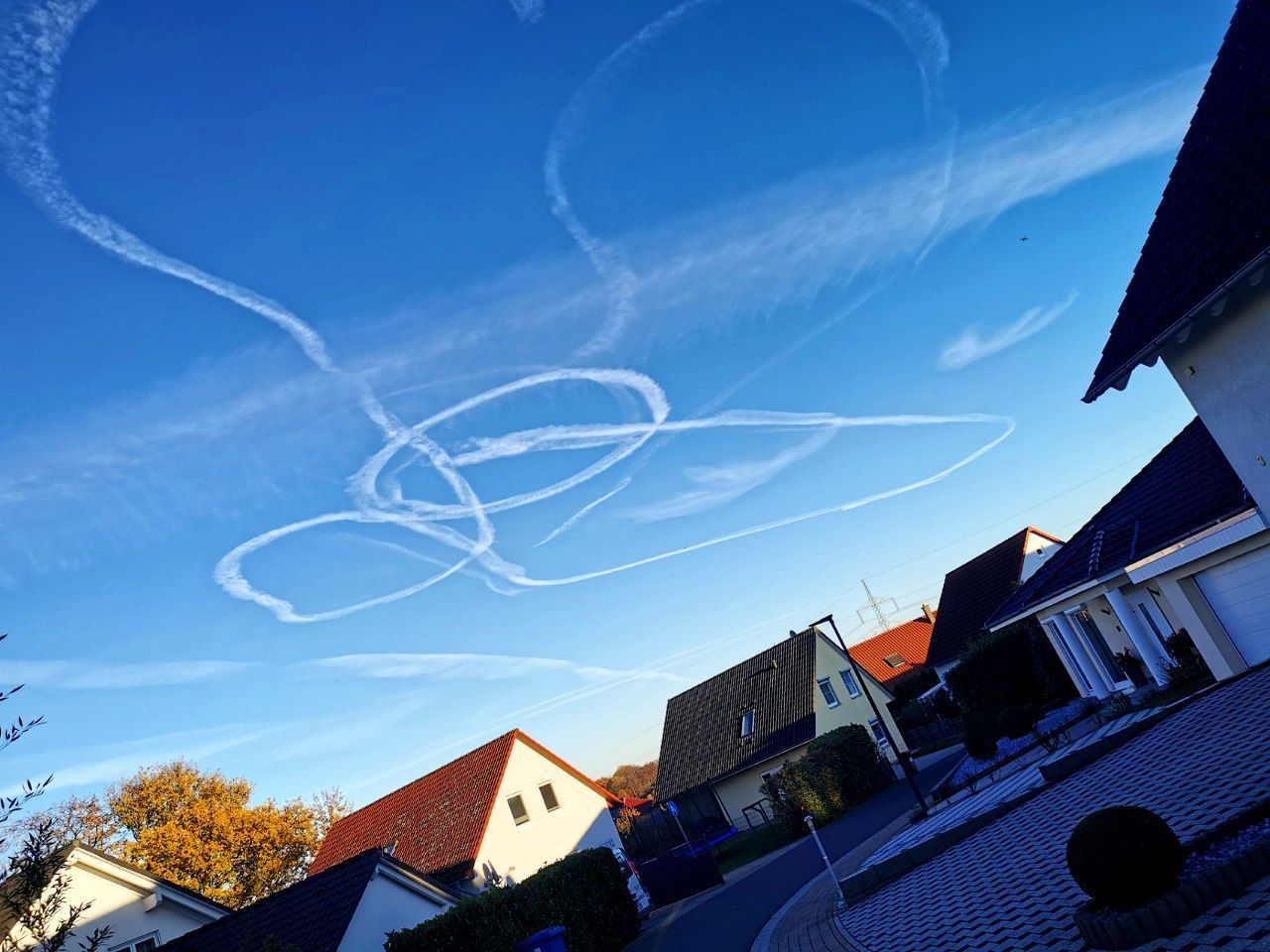 Americans painted a dick in the sky - My, Mat, Aviation, Germany, Air force, Hooliganism