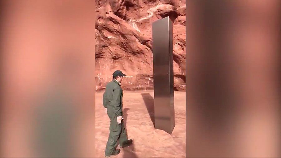 Helicopter pilots accidentally discovered Monolith in Utah - USA, Utah, Monolith, Tag, Mystery, Video, Twitter