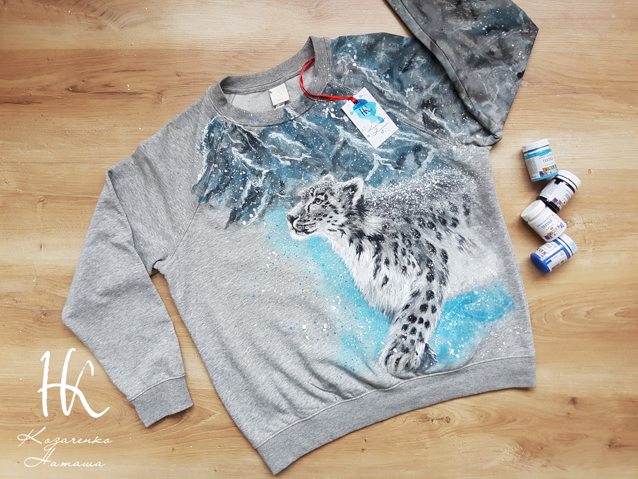 Hand painted snow leopard - My, Art, Drawing, Painting on fabric, Snow Leopard, Painting, Cloth, With your own hands, Longpost, Video, Needlework without process