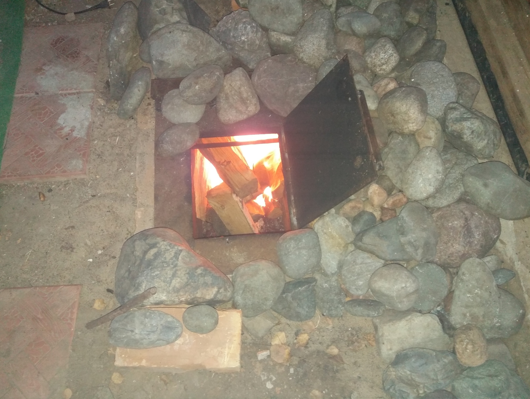 Stove in the greenhouse. The oven is tandoor. Do-it-yourself hearth, earthen stove - My, Dacha, Stove, Bake, Greenhouse, Tandoor, With your own hands, Handmade, Country life, Video, Longpost