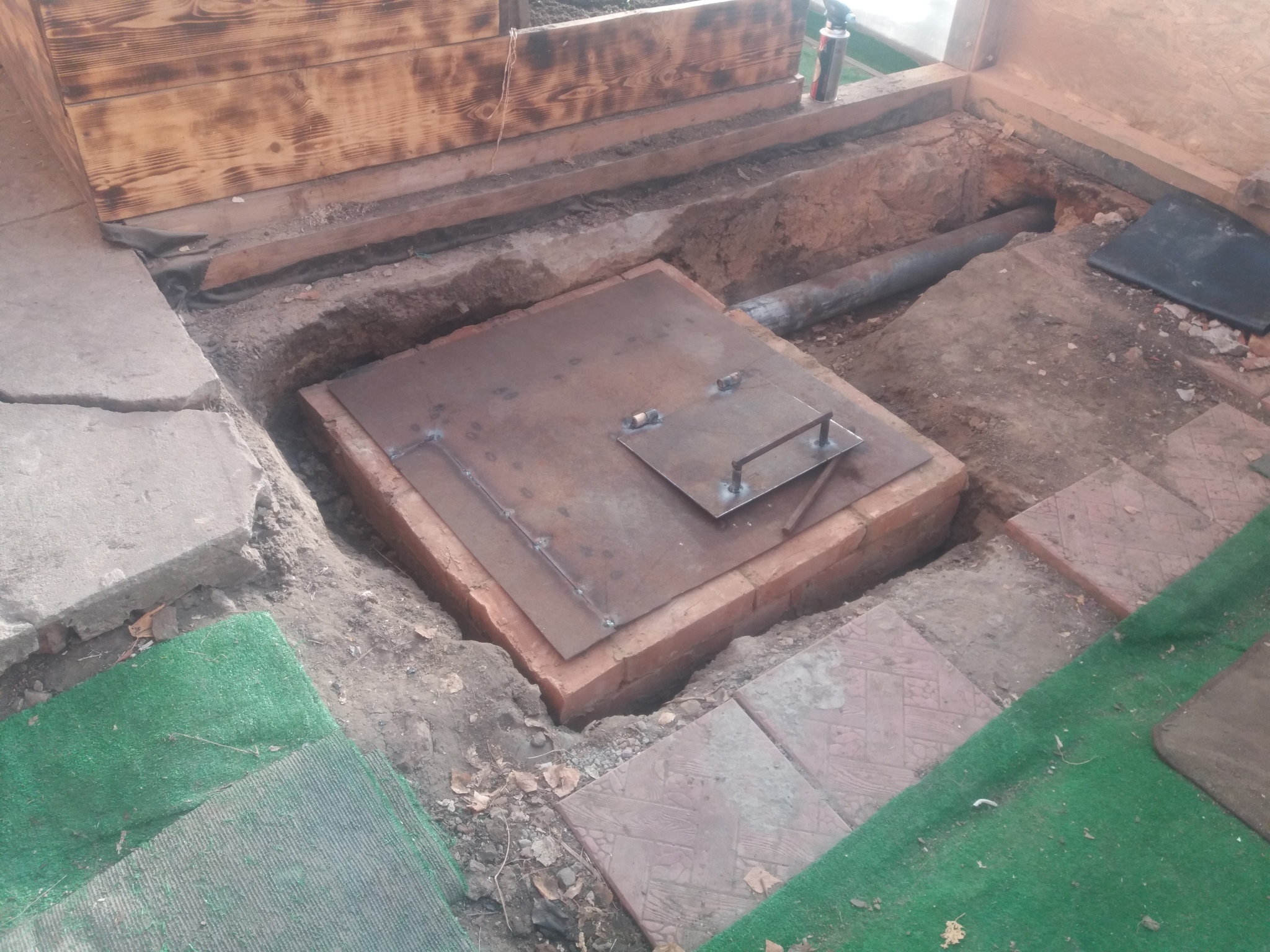 Stove in the greenhouse. The oven is tandoor. Do-it-yourself hearth, earthen stove - My, Dacha, Stove, Bake, Greenhouse, Tandoor, With your own hands, Handmade, Country life, Video, Longpost