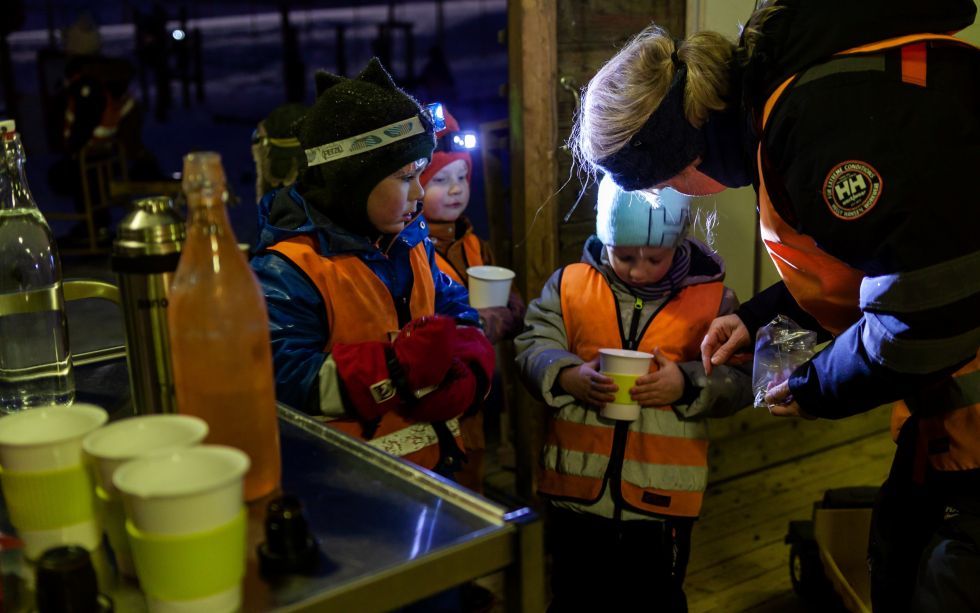 Kindergarten on a polar night - Svalbard, Spitsbergen, Arctic, polar night, Longyearbyen, Longpost, Kindergarten, Children