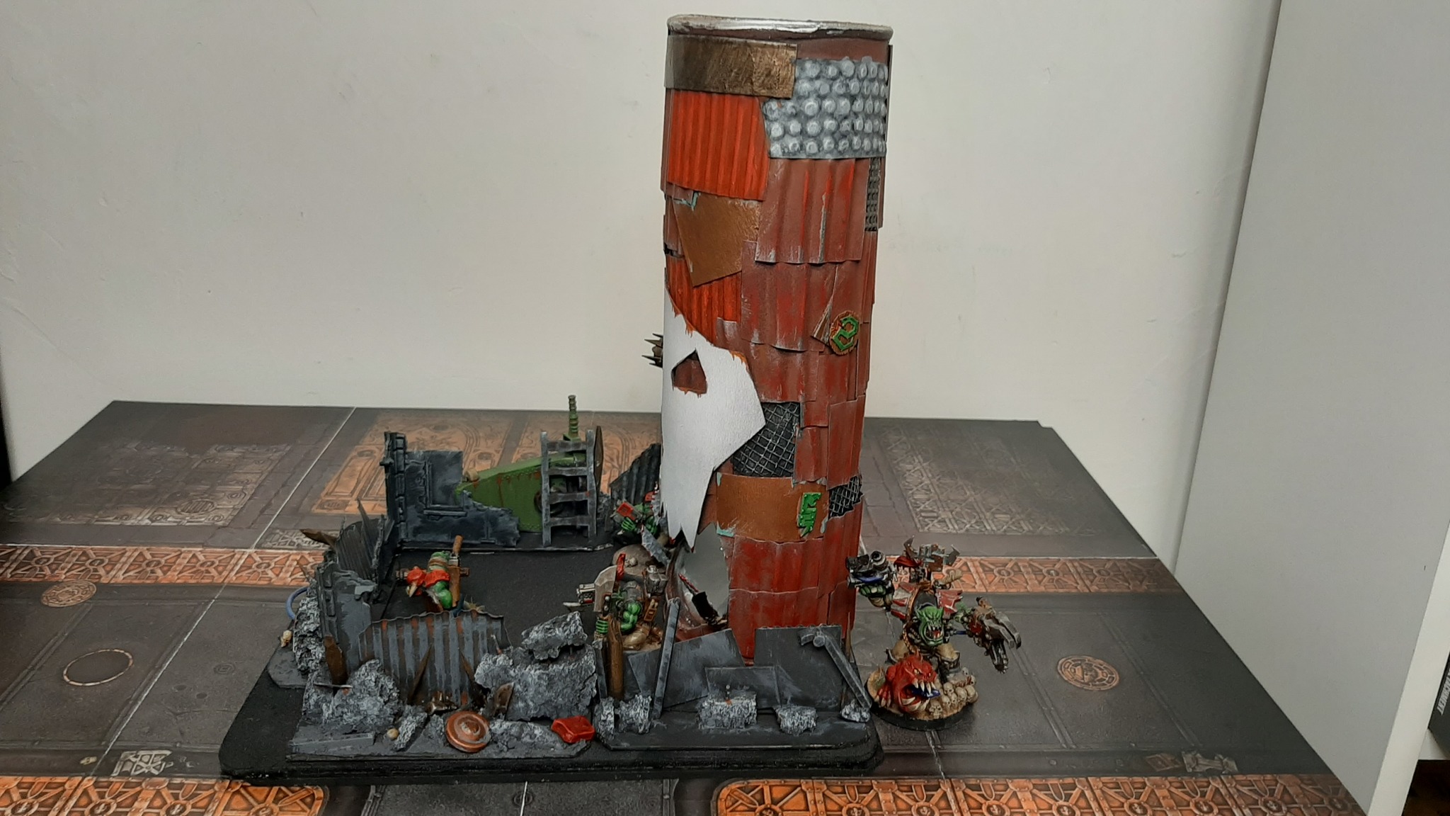 Ork Dice Tower из говна и  палок - Моё, Warhammer 40k, Орки, Видео, Длиннопост